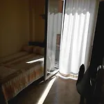 桑特萨杜尔尼旅馆 2* Sant Sadurní dʼAnoia